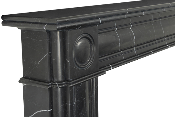 roundel nero marquina mantel